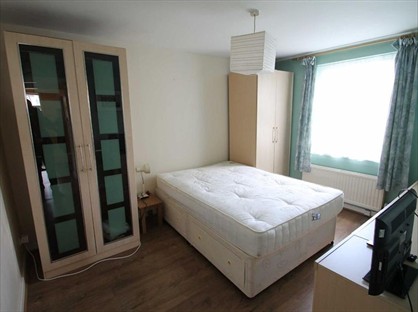 2 Bed Flat, Station Road, UB7