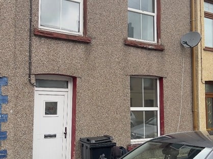 3 Bed Terraced House, Marine Street, NP23