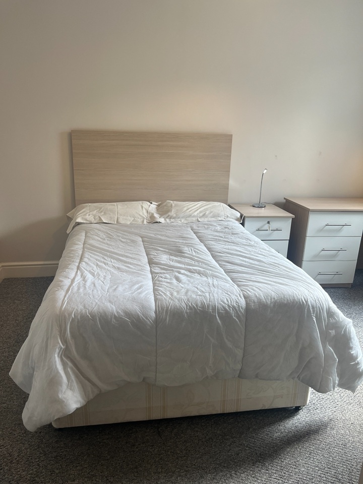 Room in a Shared House, Waylen Street, RG1, N1 7GU