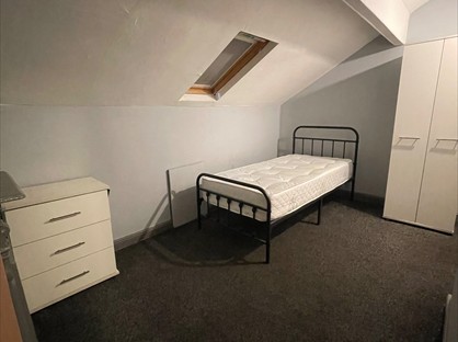 Room in a Shared House, Recreation Street, LS11