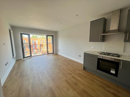 1 Bed Flat, Woking, GU21