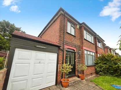 3 Bed Semi-Detached House, Iver Lane, UB8