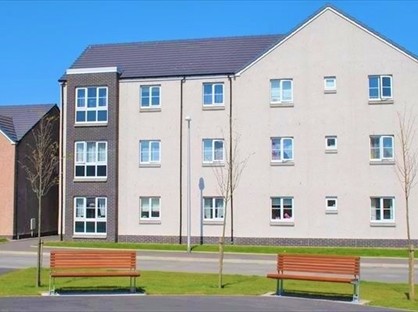 2 Bed Flat, Cove, AB12