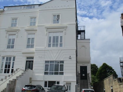 2 Bed Flat, Slatey Road, CH43