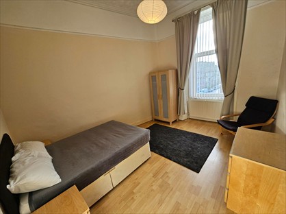 Room in a Shared Flat, Kilmarnock Road, G41