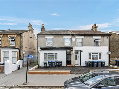 Studio Flat, Carmichael Road, SE25