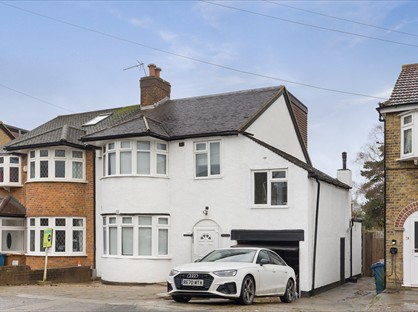 Studio Flat, Stanmore, HA7