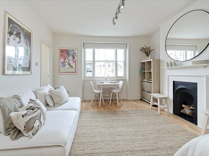 1 Bed Flat, Nottingham Place, W1U