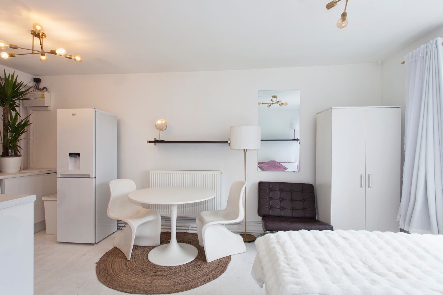 Studio Flat, Stonegate, NW5 photo 3