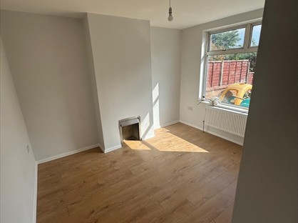 3 Bed Terraced House, Beech Avenue, NN3