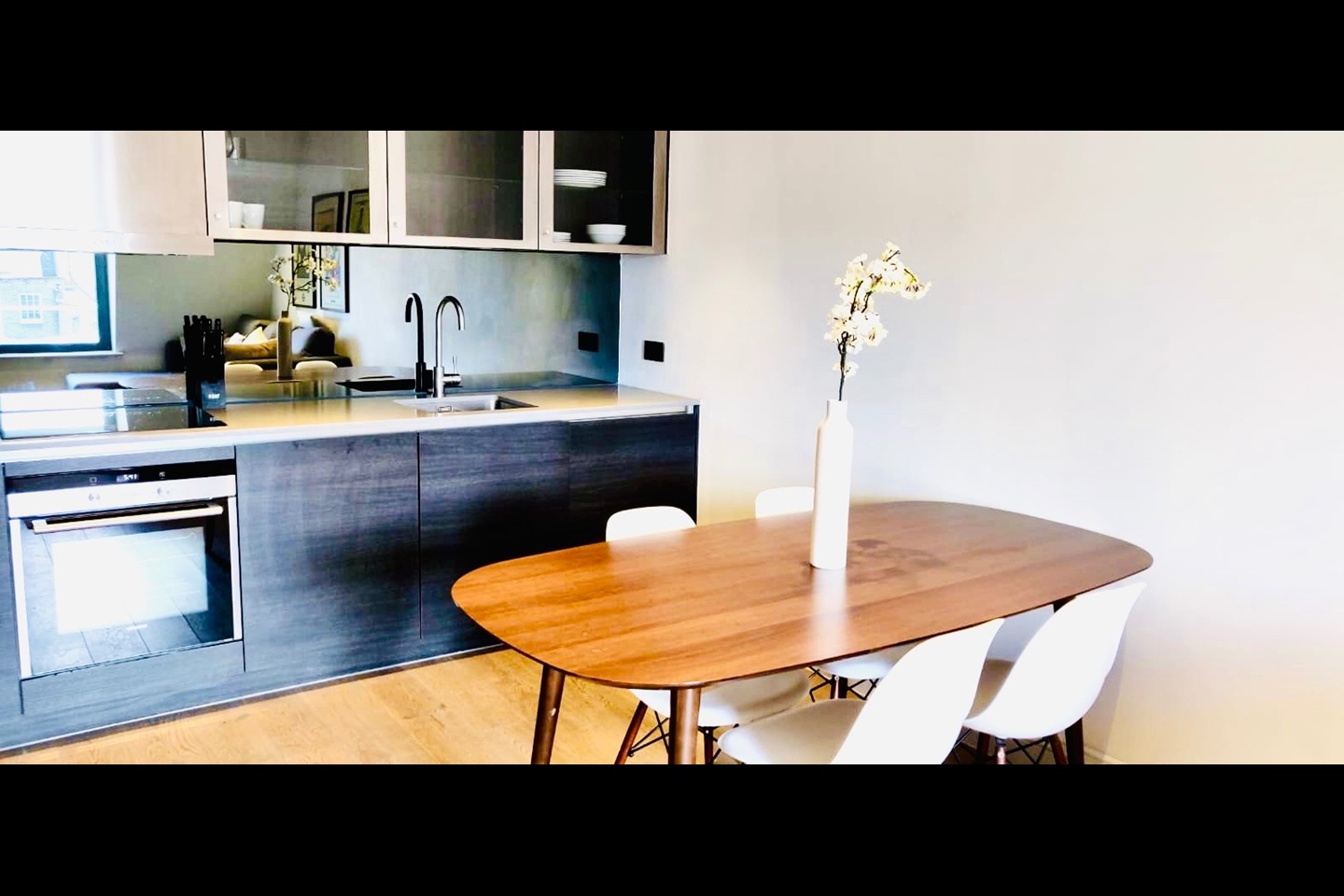 Additional image 2 of 2 Bed Flat, Gray's Inn Road, WC1X, N1 7GU
