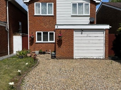 4 Bed Detached House, Welby Crescent, RG41