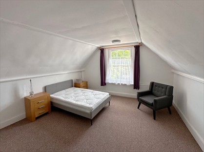 Room in a Shared Flat, East Street, BH21