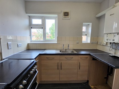 2 Bed Flat, Yardley Avenue, M32