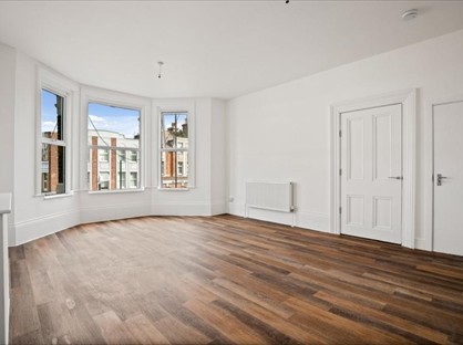 1 Bed Flat, Sandgate High Street, CT20