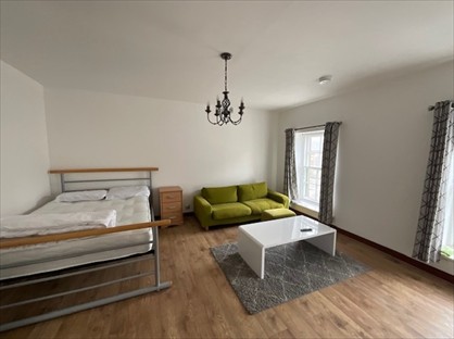 Studio Flat, Broad Street, AB42