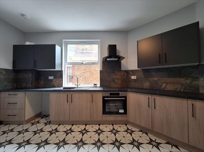 2 Bed Flat, Queen Anne Avenue, BR2