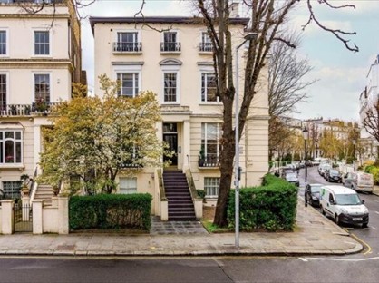 Studio Flat, Pembridge Villas, W11