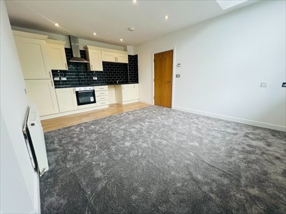 1 Bed Flat, Richardshaw Lane, LS28