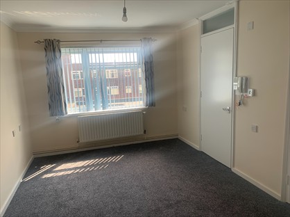 Bedsit, Wilmot Road, BN43