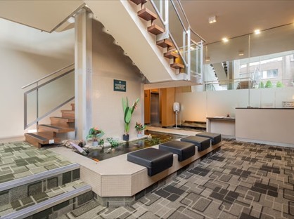 2 Bed Flat, The Water Gardens, W2