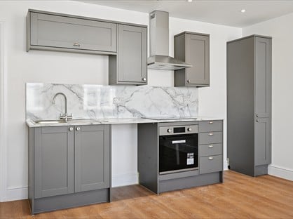 1 Bed Flat, High Street, DA1
