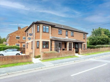1 Bed Flat, Sheridan Road, GU16