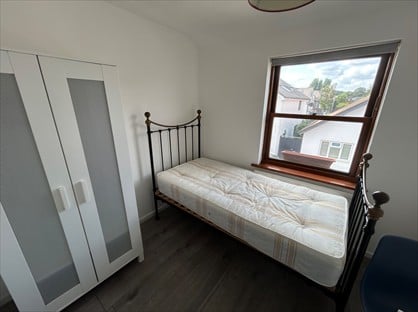 2 Bed Terraced House, Woodbine Cottages, TW20