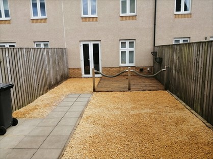 3 Bed Terraced House, Russell Way, EH48