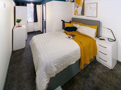 Room in a Shared House, Sharples Hall Street, OL4