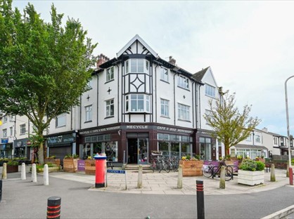 3 Bed Flat, Chesterfield Road, PR8