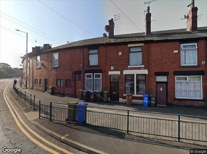 1 Bed Flat, Market Street, SK14