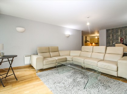 2 Bed Flat, Sunbridge Road, BD1