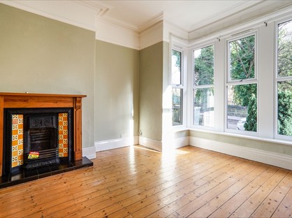 1 Bed Flat, Park Mount, LS5