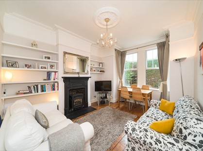 2 Bed Flat, Tranmere Road, SW18