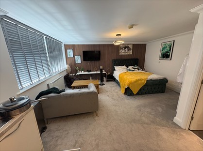 Studio Flat, Earlham Road, NR2