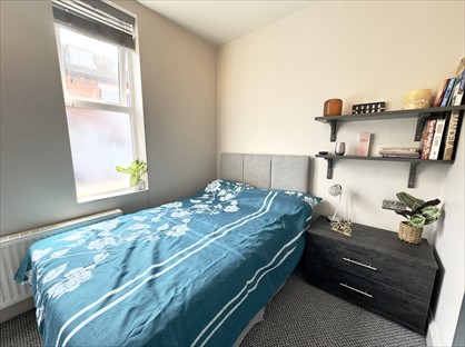 Room in a Shared House, Portland Road, NG15