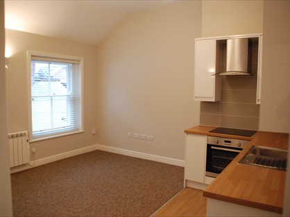 2 Bed Flat, The Green, EX15
