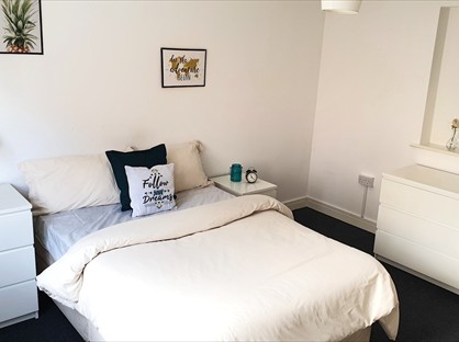 Room in a Shared House, Wolverhampton Street, WV13