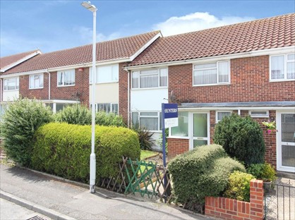 3 Bed Terraced House, Appledore Crescent, CT19