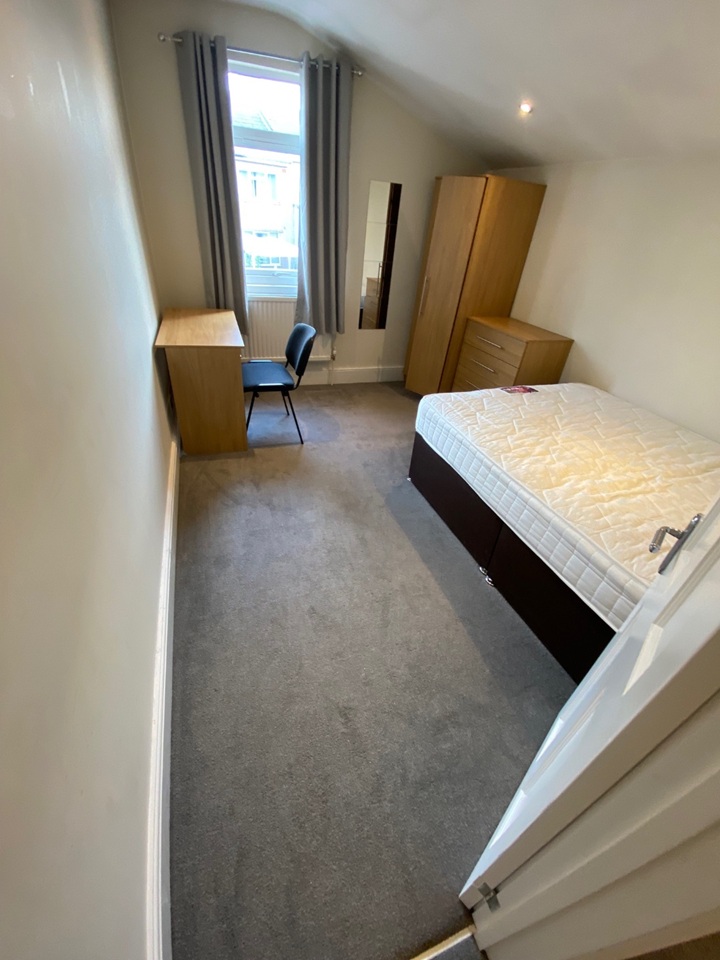 Additional image 14 of 4 Bed Semi-Detached House, Hinton Road, BS16, N1 7GU