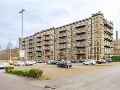 1 Bed Flat, Titanic Mills, HD7