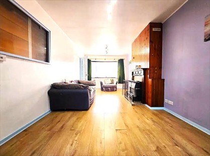Room in a Shared House, The Promenade, HA8