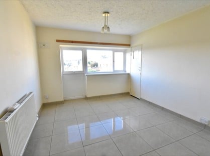 1 Bed Flat, The Hendre Flats, NP23