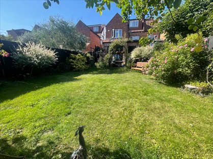 Room in a Shared Flat, Shakespeare Road, W7
