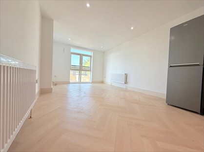 2 Bed Flat, Kilburn High Road, NW6