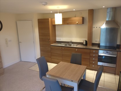 1 Bed Flat, Wilmslow Road, M20
