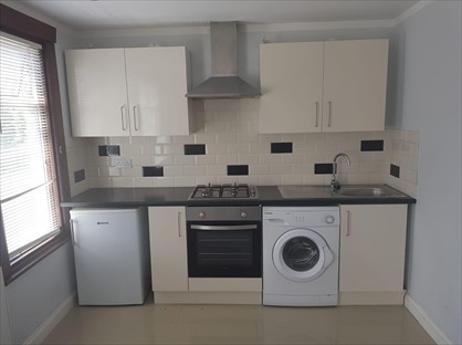 1 Bed Flat, Westwood Road, IG3
