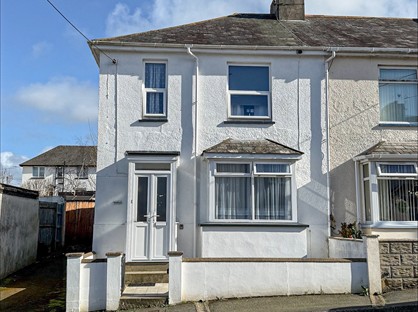 3 Bed Semi-Detached House, Avon Road, EX39
