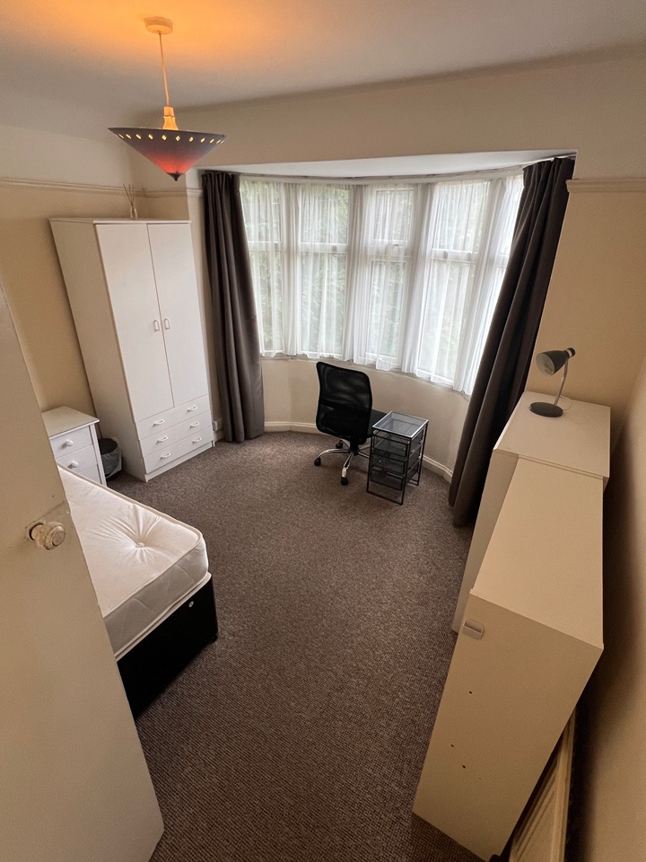 Additional image 2 of Room in a Shared House, Lawley Avenue, NG9, N1 7GU